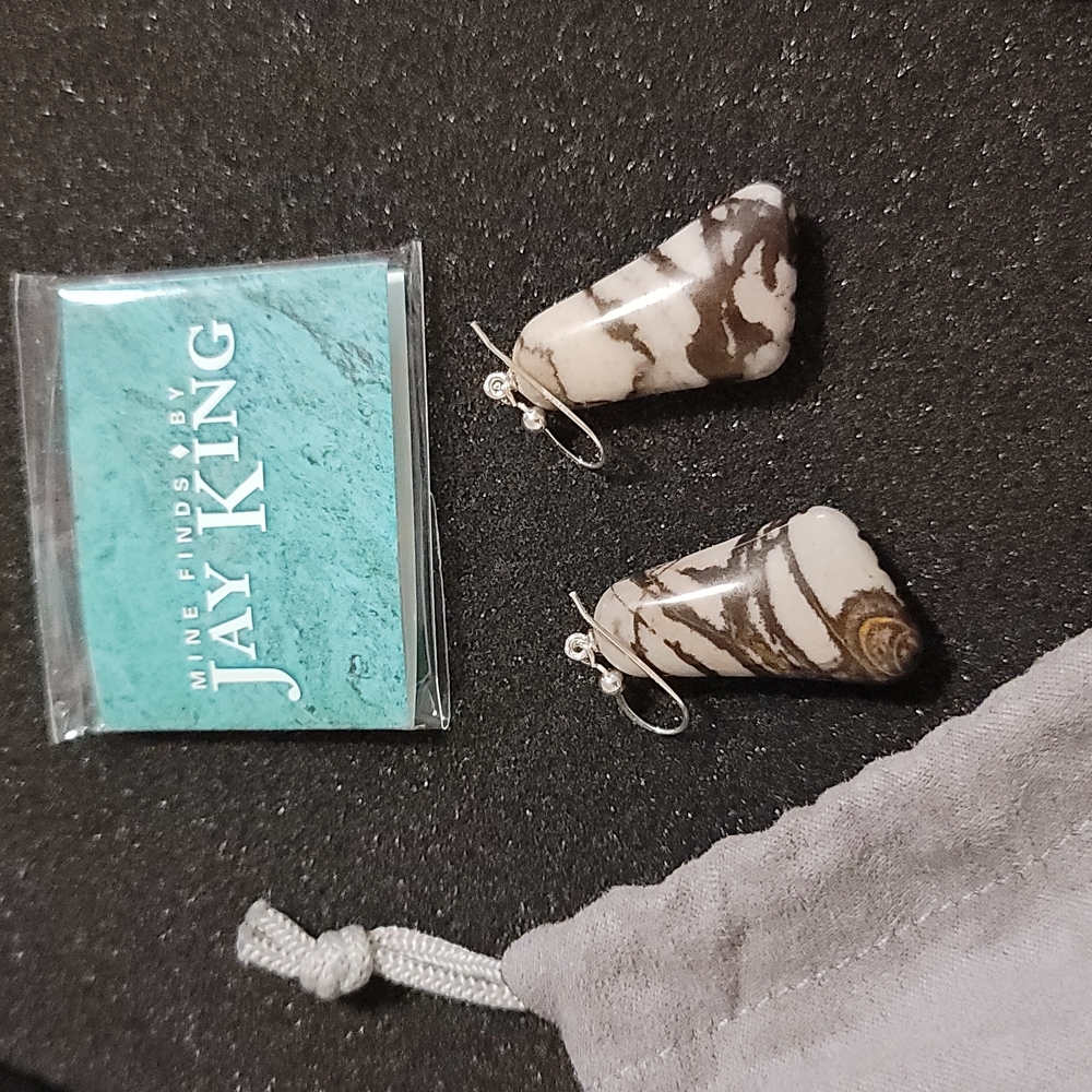 Nitb natural drop earrings Australian earth stone by Jay 🤴king